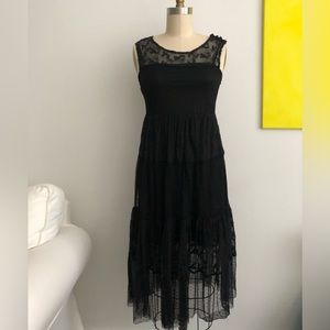 Lace midi dress by Zara.